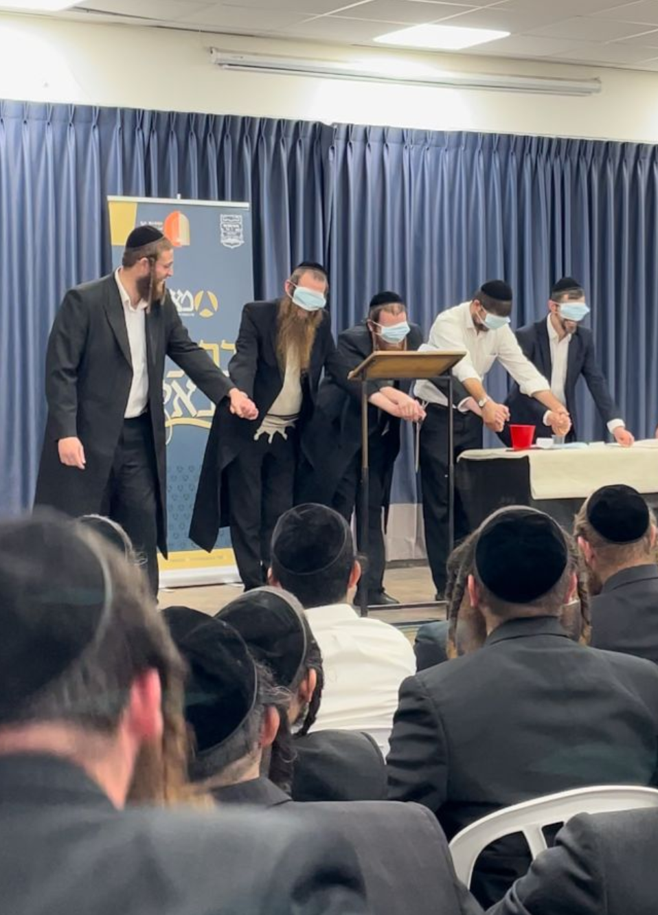 מהשטח של מרכז גישה